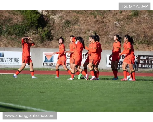 带贝的足球明星们如何在绿茵场上闪耀光芒与魅力